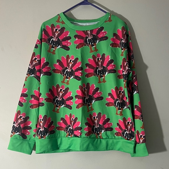 Boutique Green Sweatshirt with Pink Turkey Print large - Picture 2 of 6